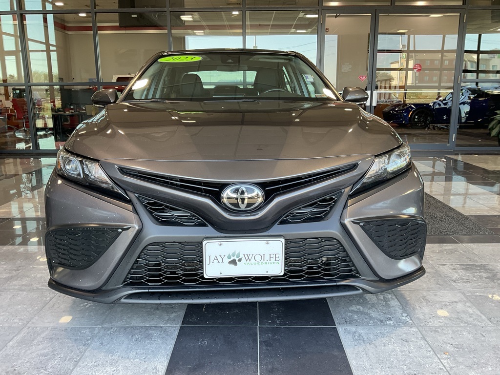 Used 2023 Toyota Camry SE with VIN 4T1G11AK6PU834144 for sale in Kansas City