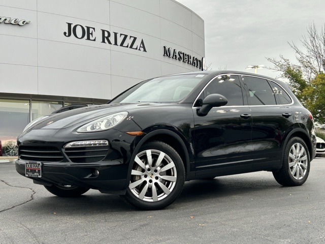 2012 Porsche Cayenne S's photo