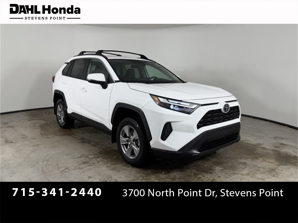 2023 Toyota RAV4 XLE's photo