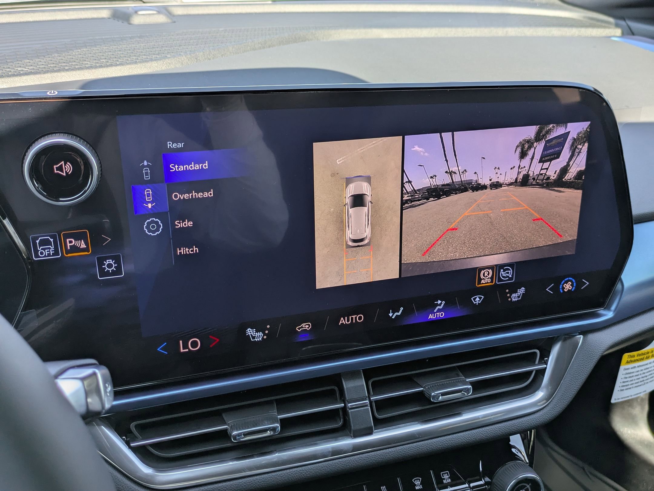 2026 Chevrolet Equinox EV 1LT photo 16