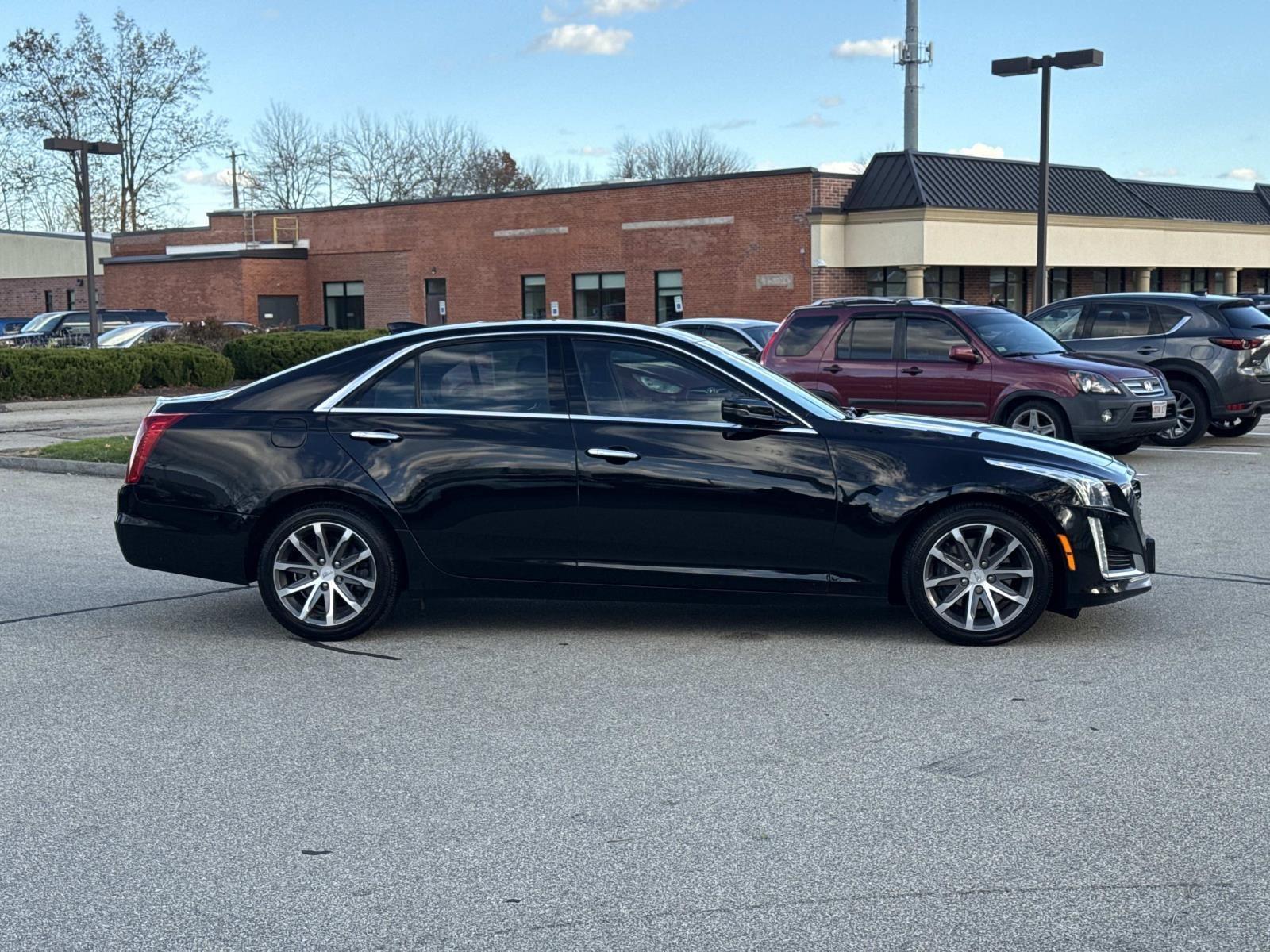 2016 Cadillac CTS Sedan Luxury photo 3