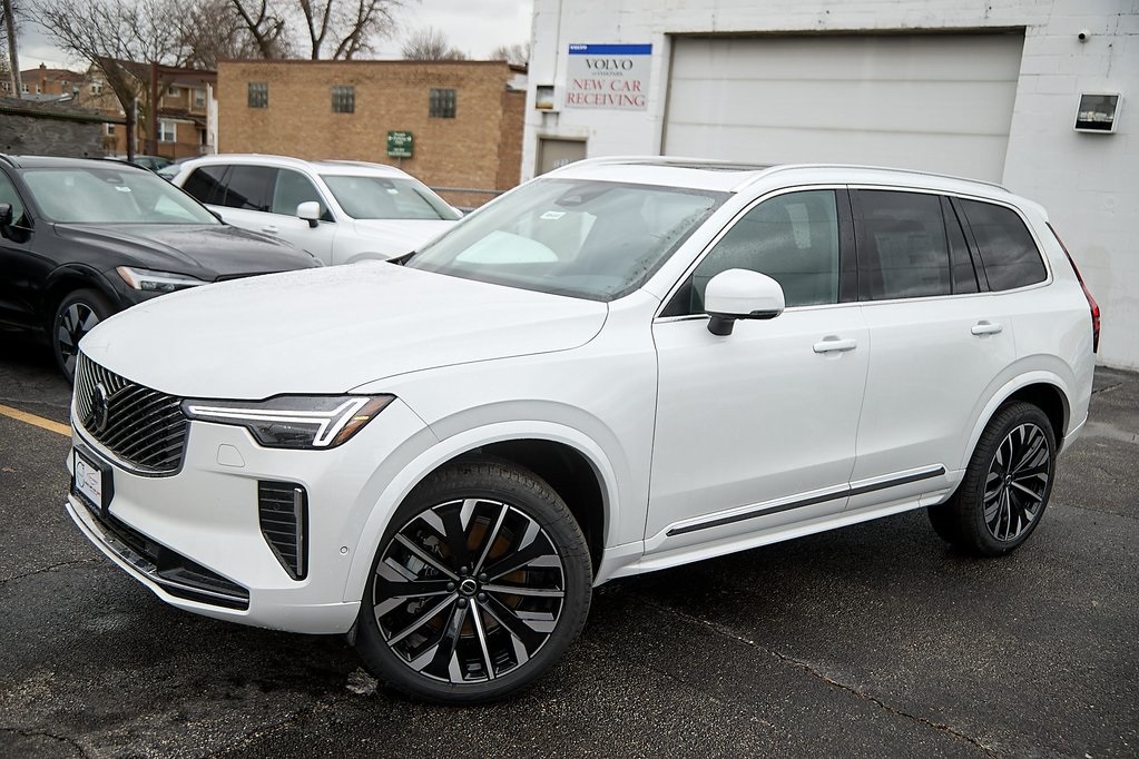 2025 VOLVO XC90 - Image 2