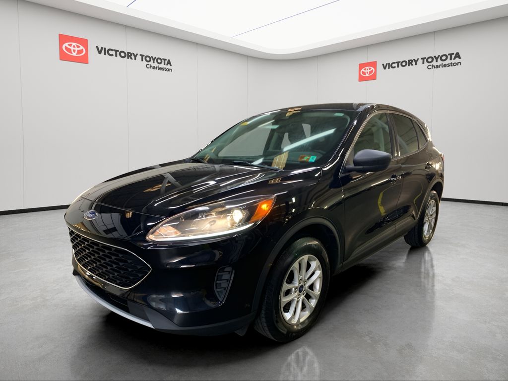 2022 Ford Escape SE's photo