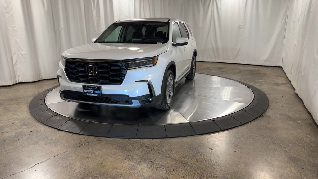 2025 Honda Pilot EX-L photo 4