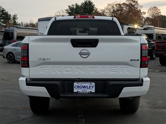 2025 Nissan Frontier SV photo 4