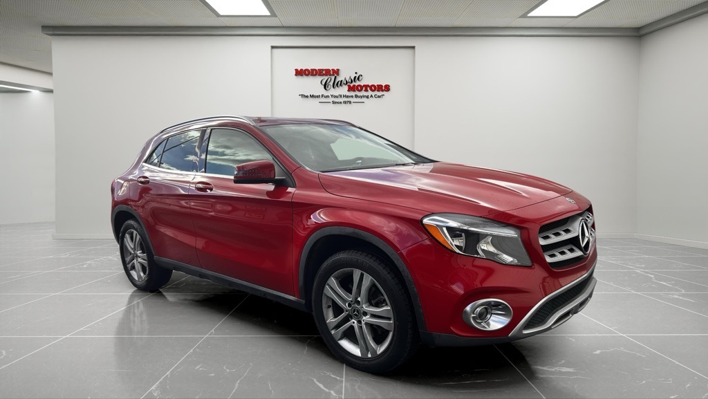 2018 Mercedes-Benz GLA-Class GLA250's photo