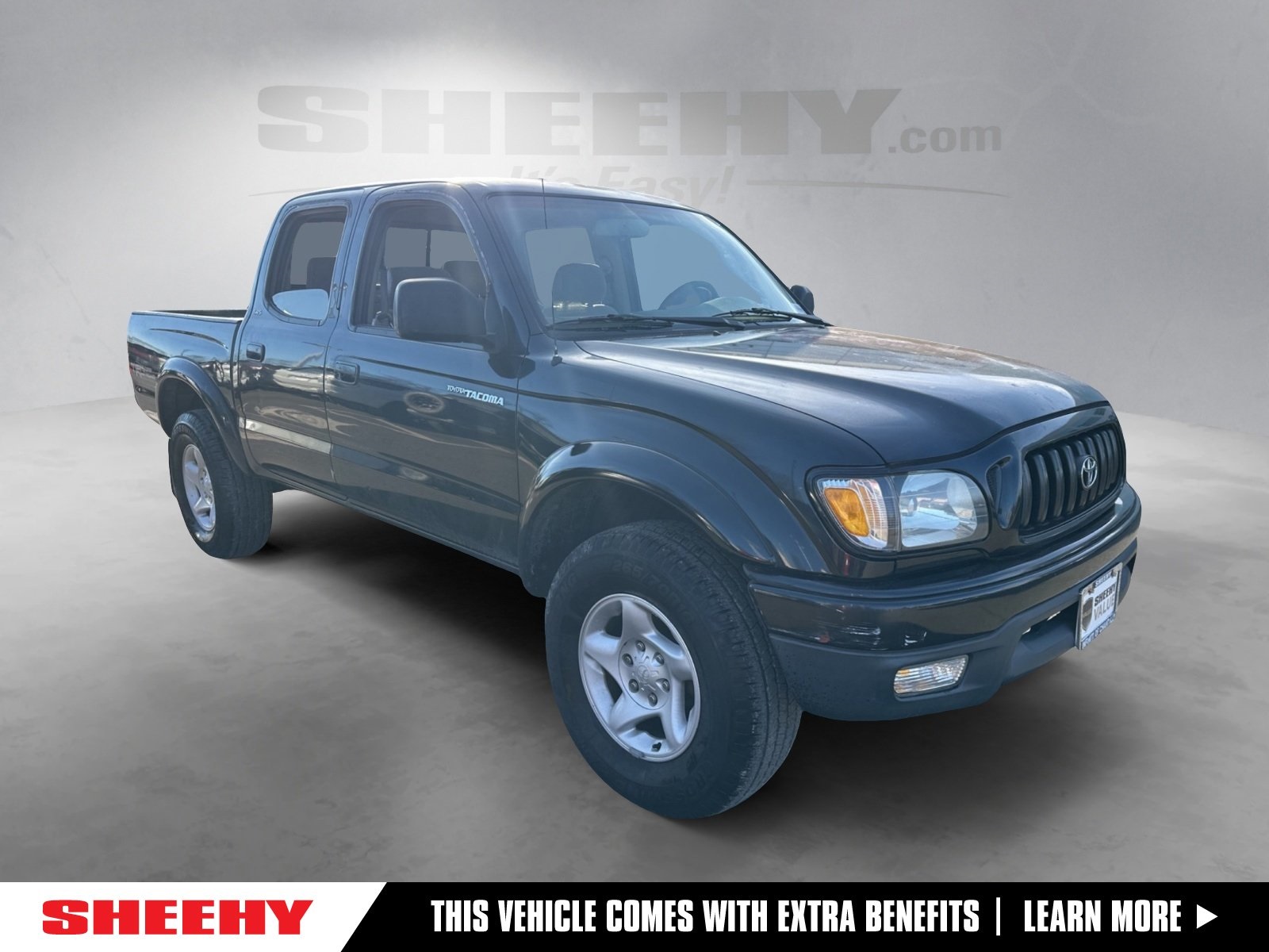 2004 Toyota Tacoma Base's photo