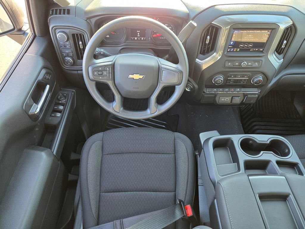 2026 Chevrolet Silverado 1500 Custom photo 7