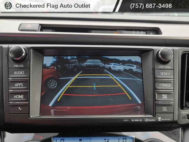 2017 Toyota RAV4 XLE photo 16