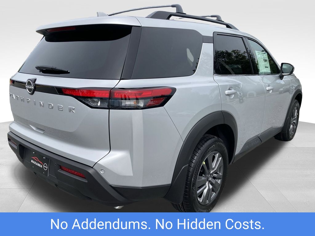 2025 Nissan Pathfinder SV photo 4