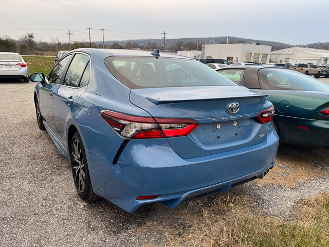 2023 Toyota Camry SE photo 3