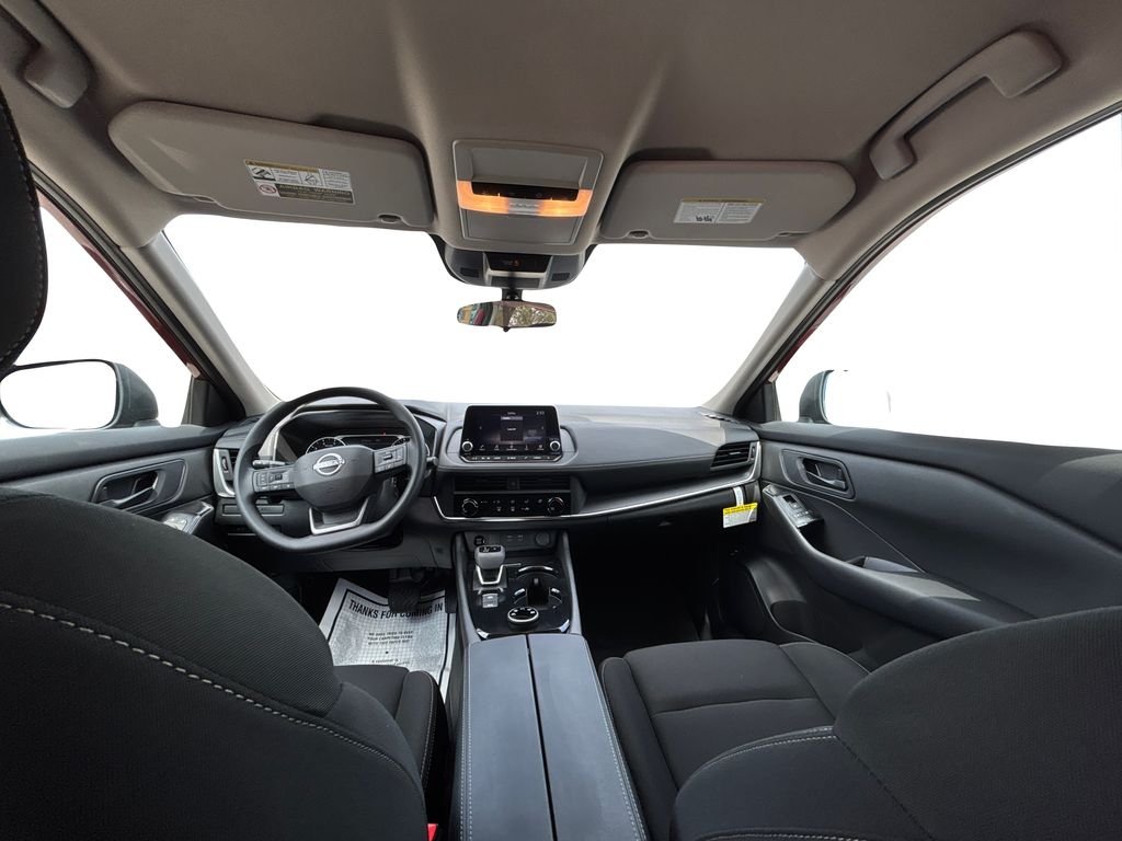 2025 Nissan Rogue S photo 16