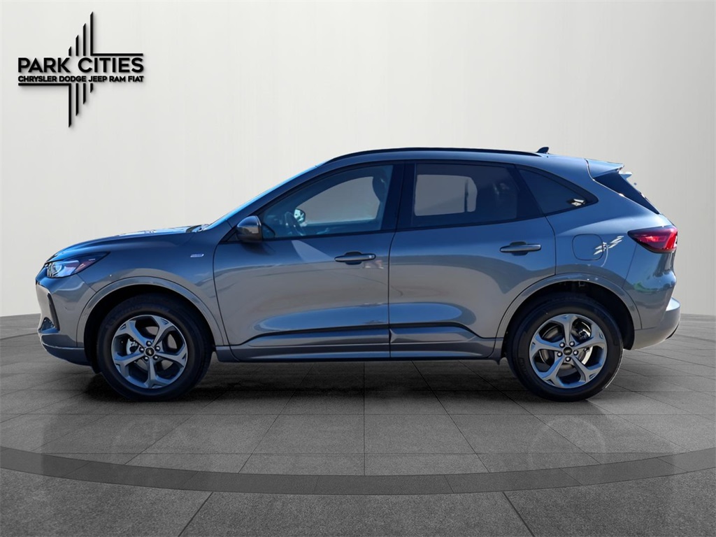 2024 Ford Escape ST-Line Select photo 5