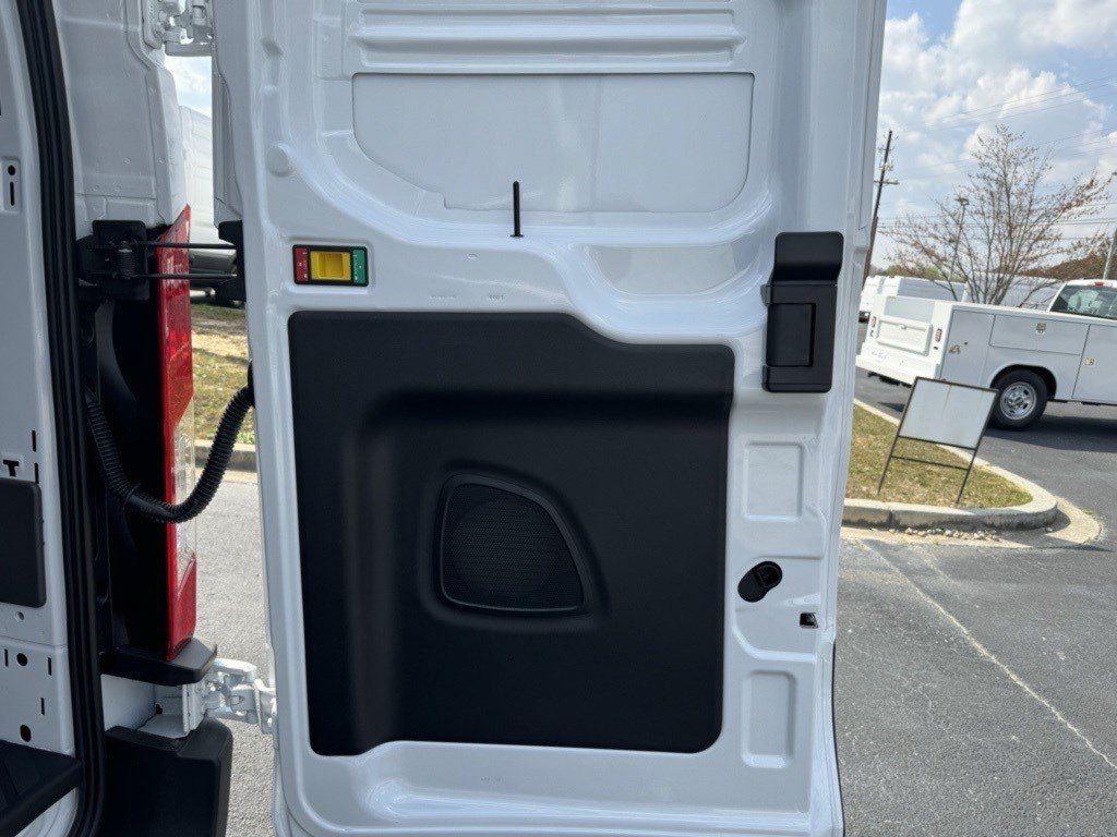 2025 Ford Transit Cargo Van photo 11