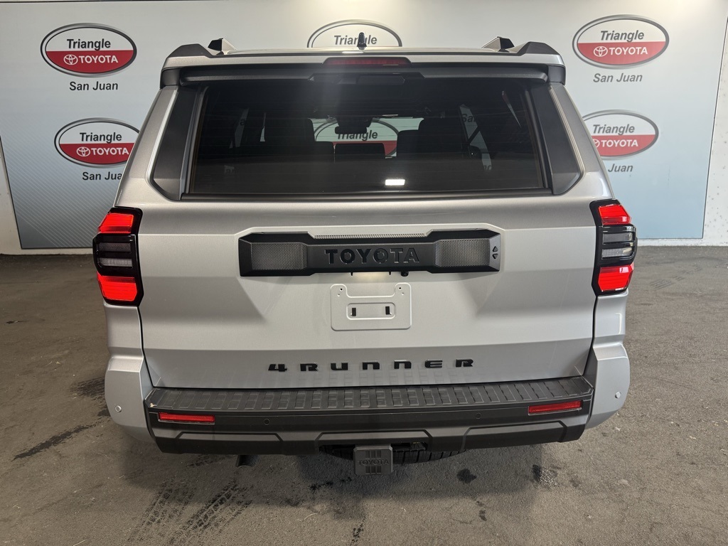 2025 Toyota 4Runner photo 4