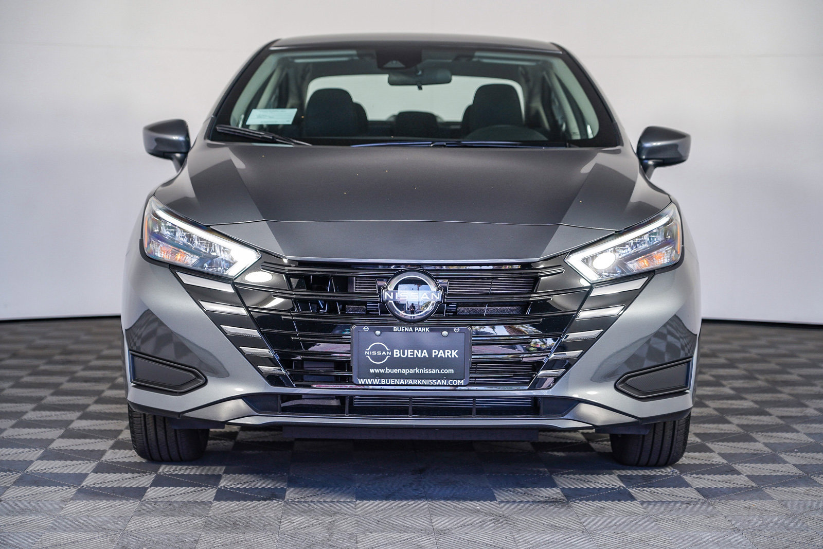 2025 Nissan Versa SV photo 2