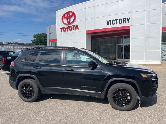 2023 Jeep Cherokee Altitude Lux