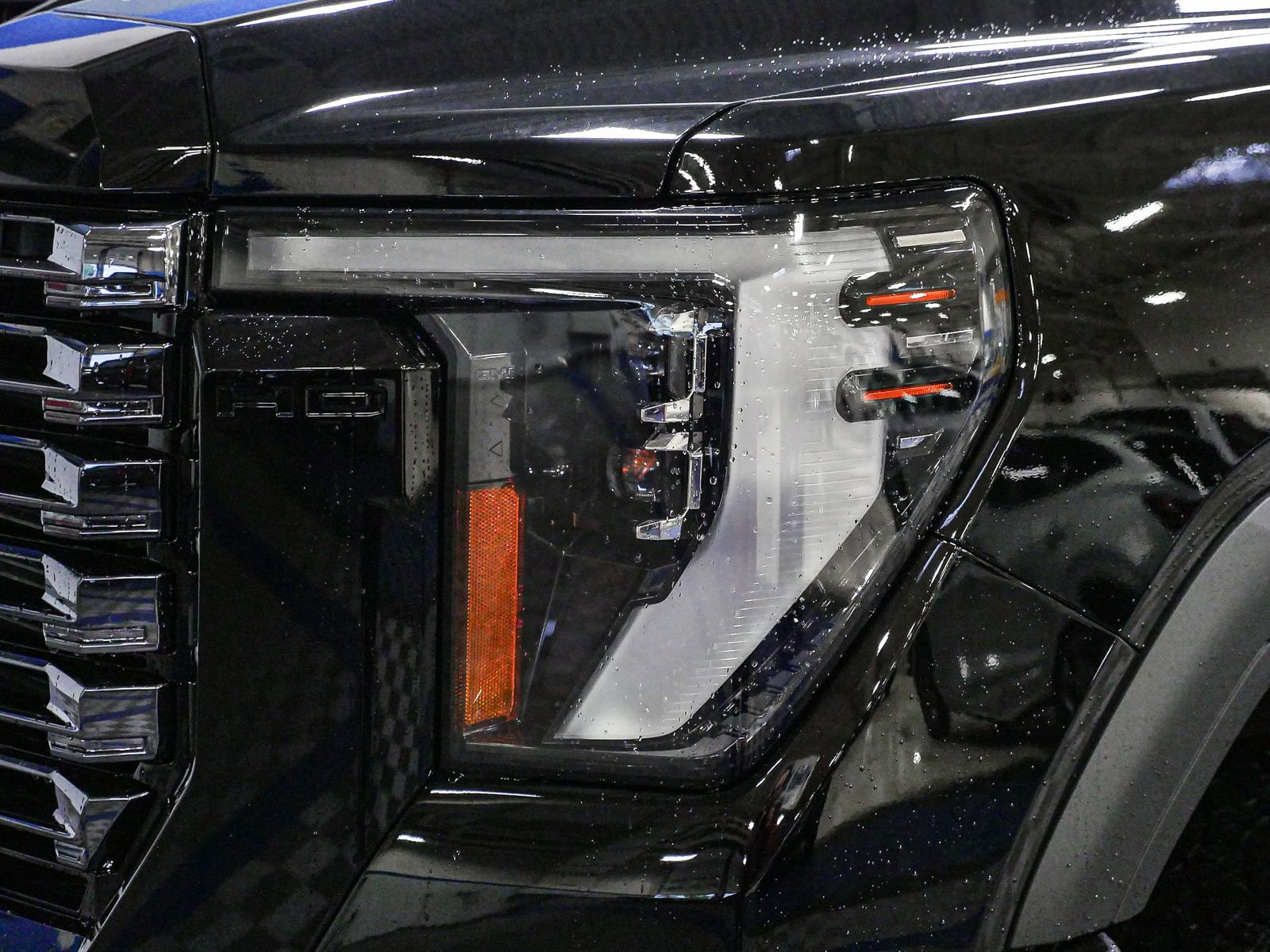 2025 Gmc Sierra 3500 HD Denali Ultimate photo 13