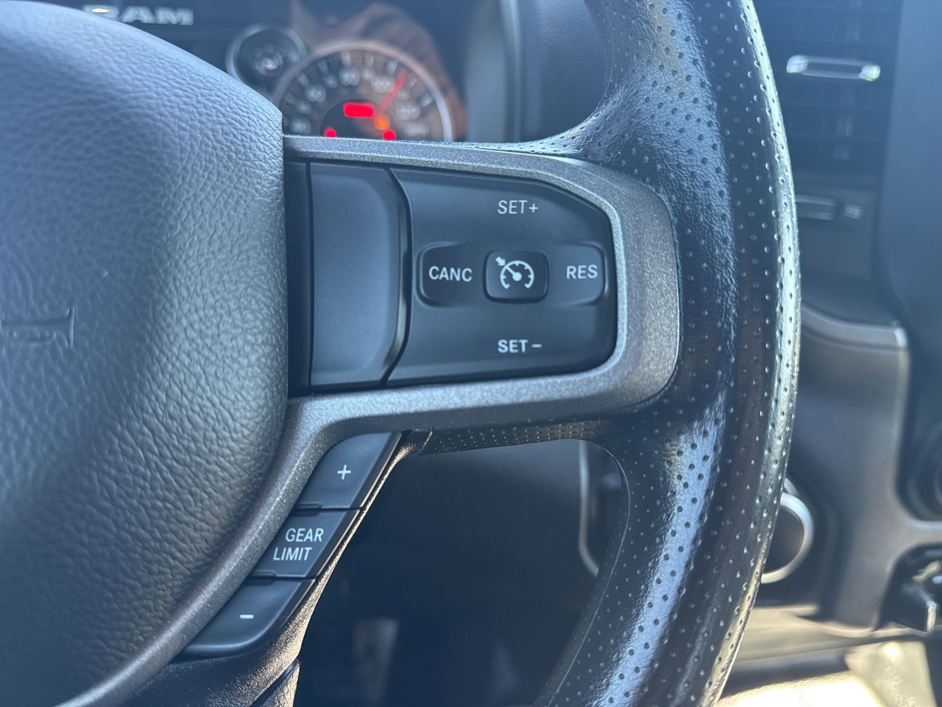 2024 Ram 2500 Tradesman photo 13