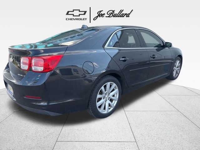 2013 Chevrolet Malibu 2LT photo 4