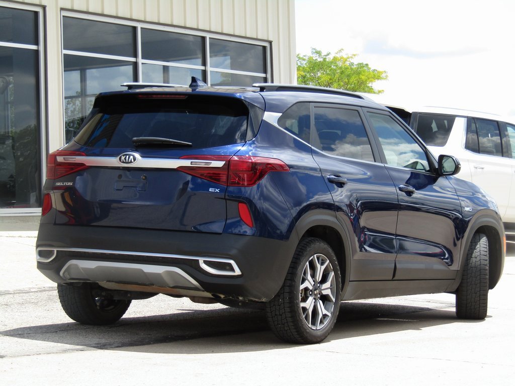 2021 Kia Seltos EX photo 3