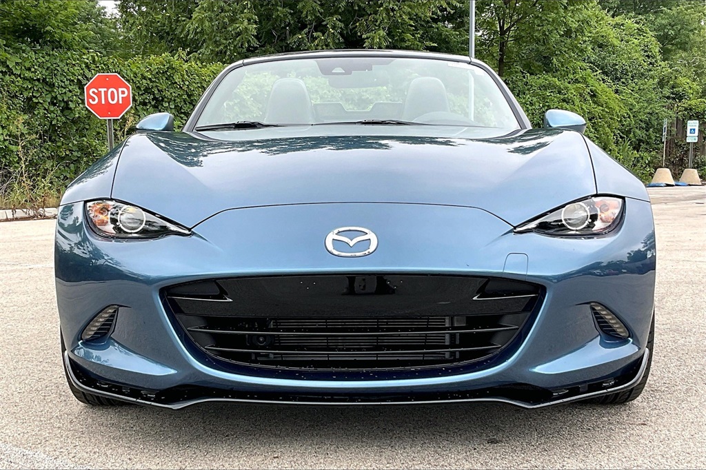 2019 Mazda MX-5 Miata Miata Grand Touring photo 3
