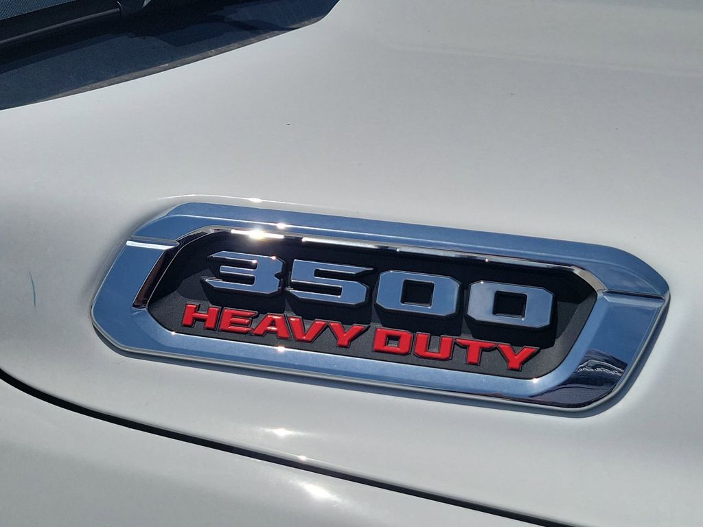 2025 Ram 3500 Tradesman photo 37