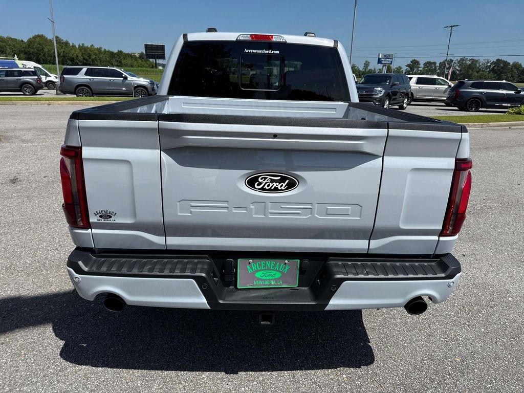 2025 Ford F-150 Lariat photo 4