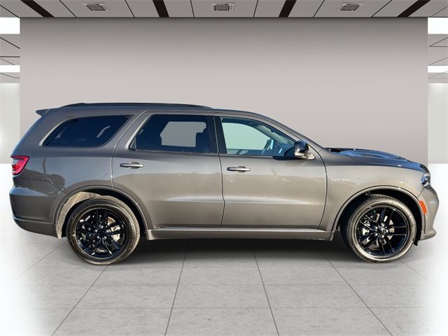 2025 Dodge Durango R/T photo 2