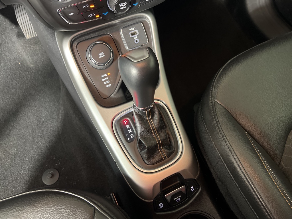 2020 Jeep Compass Latitude photo 16