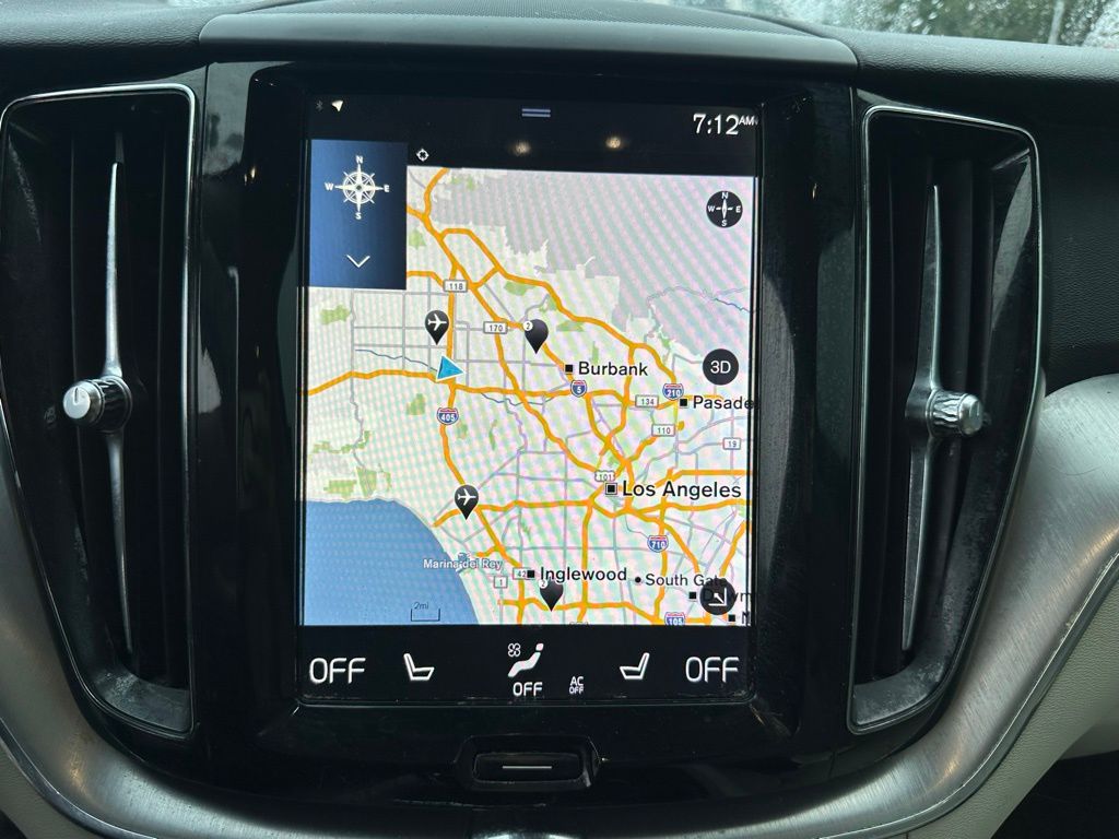 2019 Volvo XC60 T5 Momentum photo 7