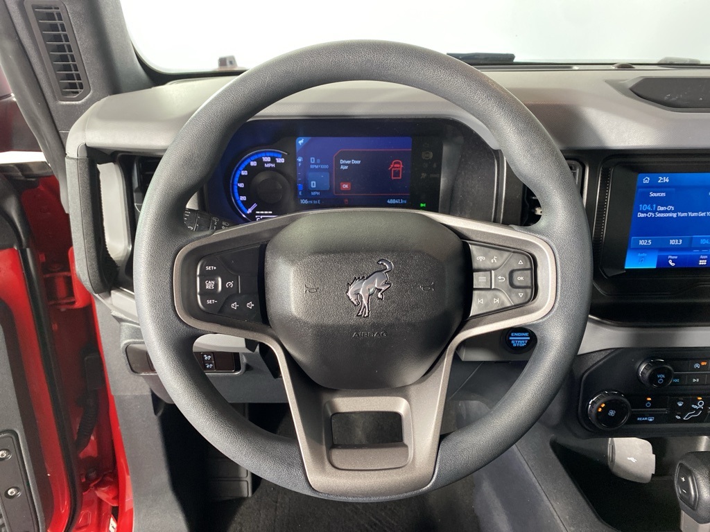 2023 Ford Bronco Base photo 7