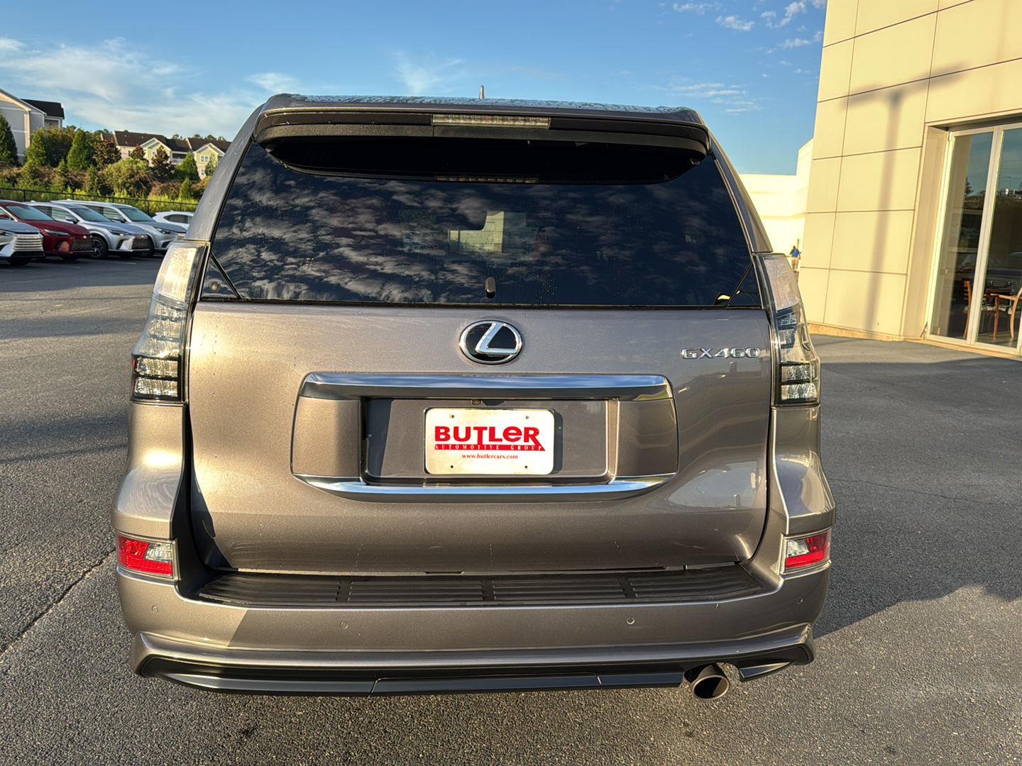 2023 Lexus GX 460 Premium photo 2