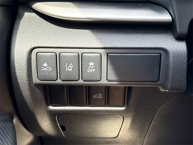 2024 Mitsubishi Eclipse Cross SE photo 15