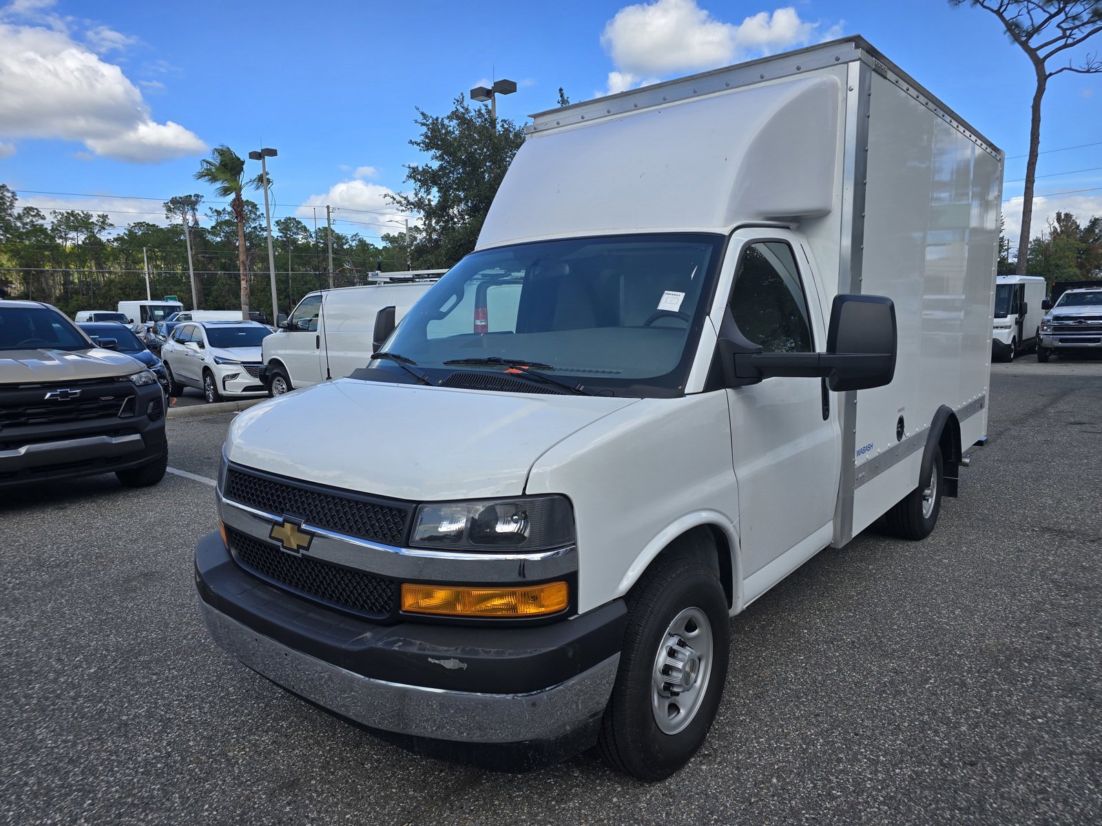 2024 Chevrolet Express Cutaway Base's photo