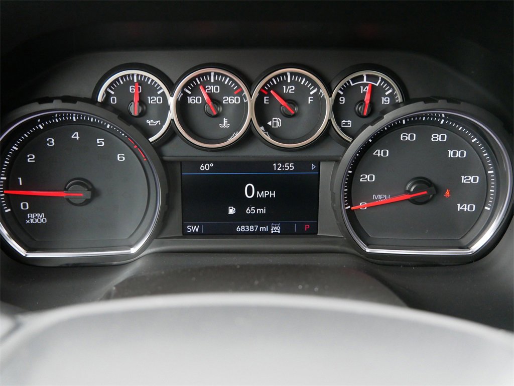 2021 Chevrolet Suburban LT photo 26