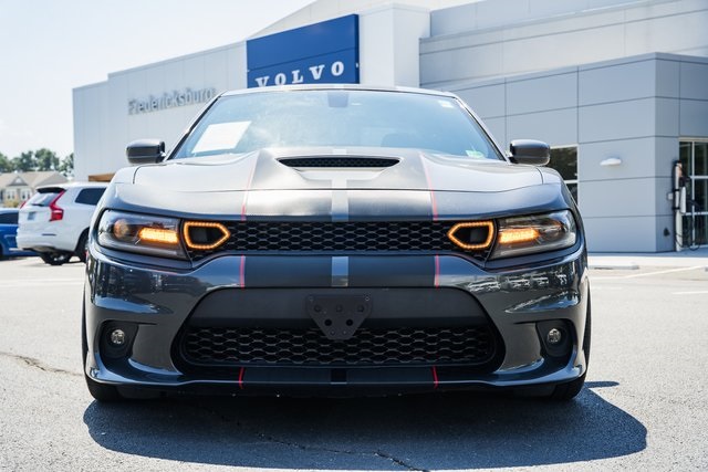 2019 Dodge Charger Scat Pack photo 2