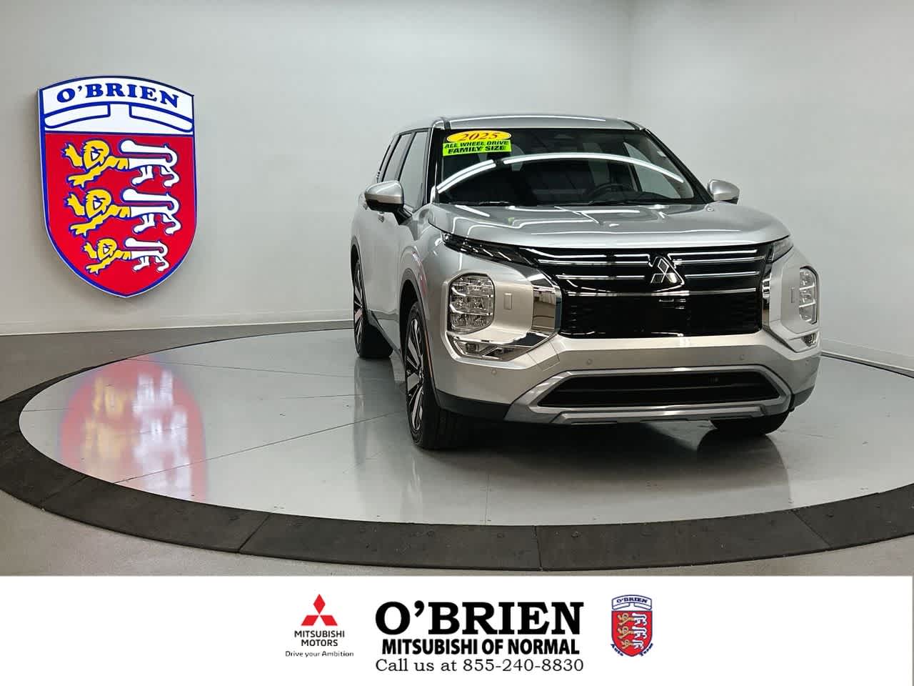 2025 Mitsubishi Outlander SE's photo