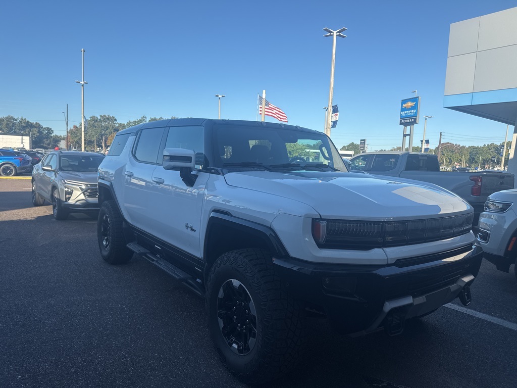 2024 GMC HUMMER EV 2X's photo