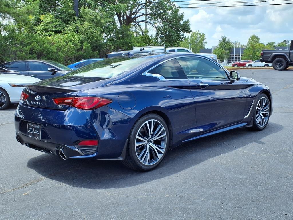 2022 Infiniti Q60 Luxe photo 21