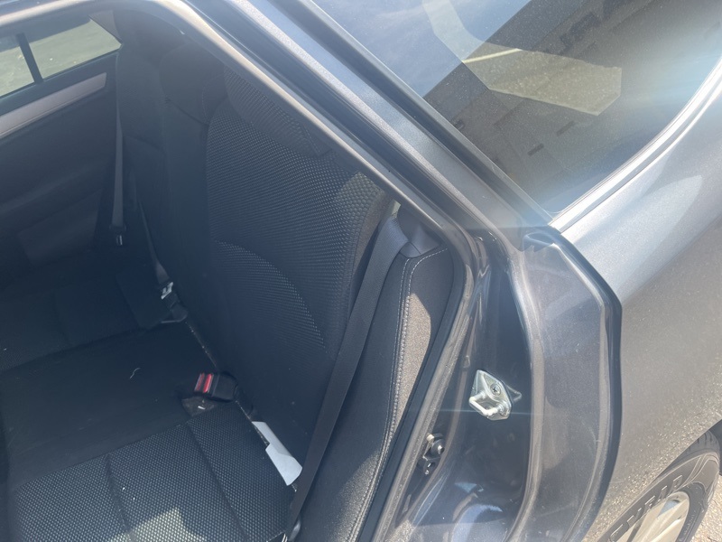 2018 Subaru Outback 2.5i Premium photo 10