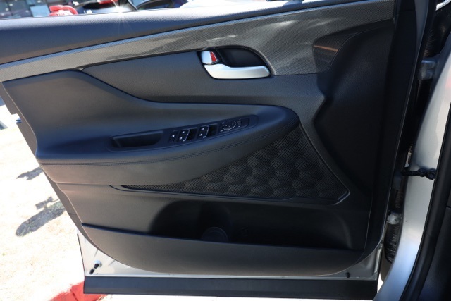 2021 Hyundai Santa Fe SE photo 18