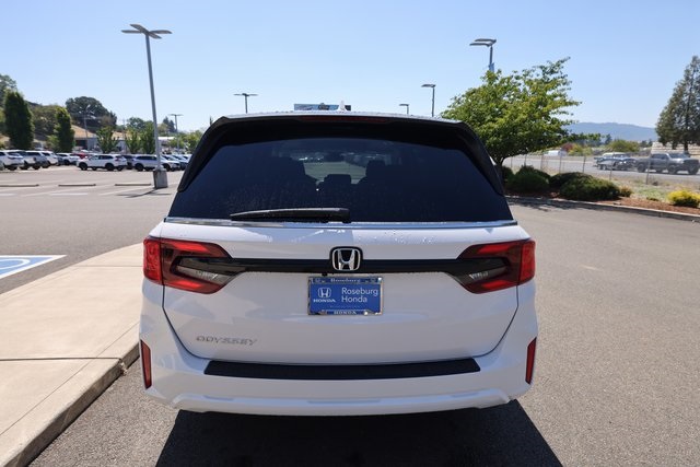 2025 Honda Odyssey EX-L photo 2