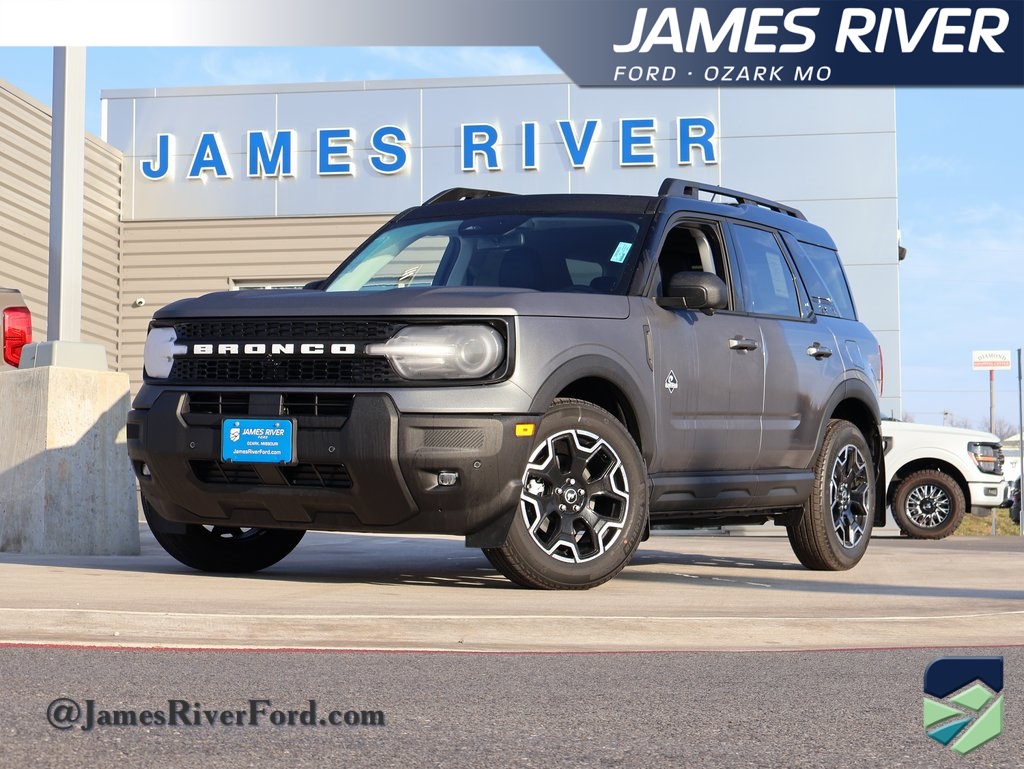 2025 Ford Bronco Sport Outer Banks's photo