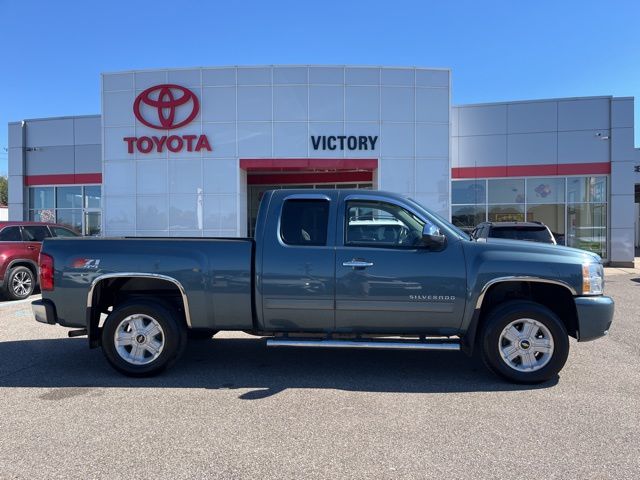2012 Chevrolet Silverado 1500 LTZ photo 3