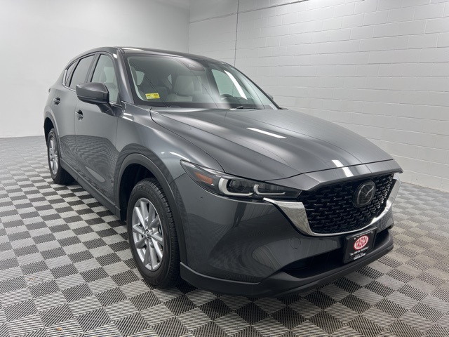 2023 Mazda CX-5 S Preferred package