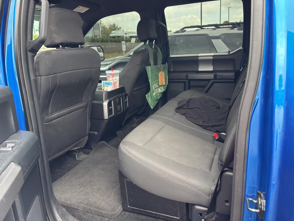2015 Ford F-150 XLT photo 6