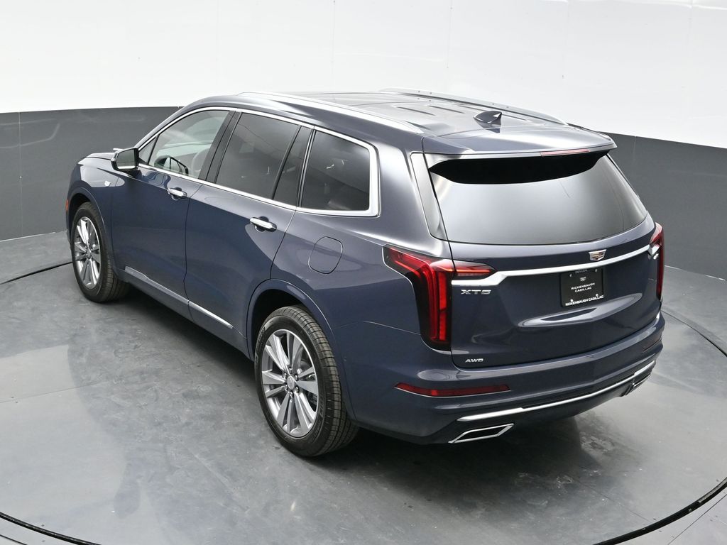 2025 Cadillac XT6 Premium Luxury photo 28