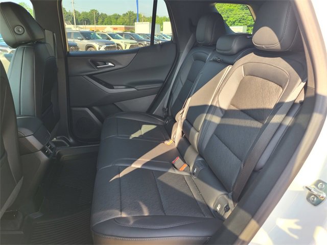 2026 Chevrolet Equinox LT photo 14