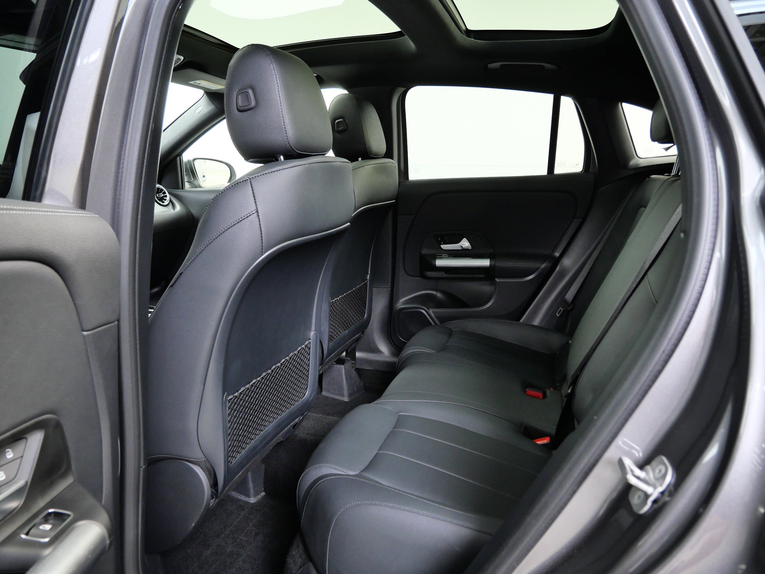 2025 Mercedes Benz GLA 250 4MATIC photo 16